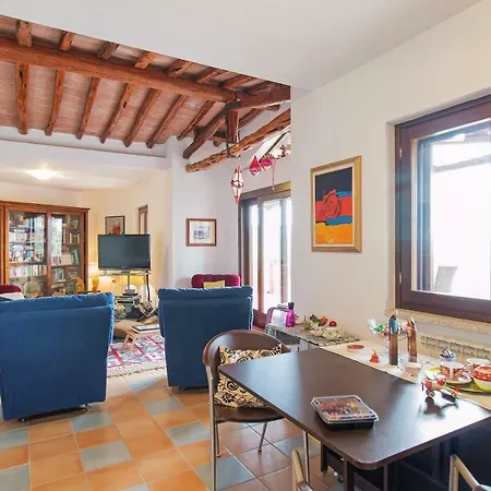 Cucinino, Bagno, Ingresso Indipendente In