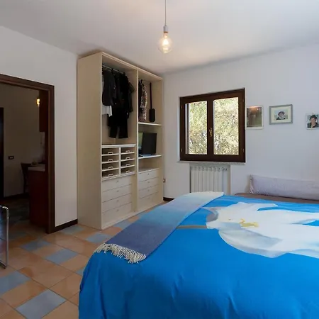 Vista Mare, Ingresso Indipendente In