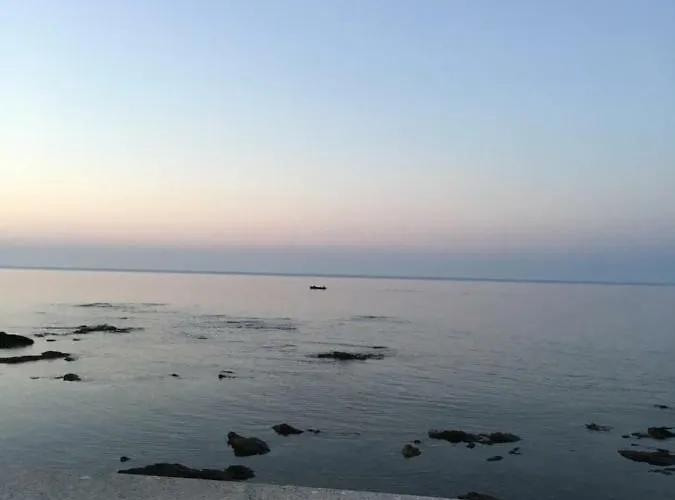 Vista Mare, Ingresso Indipendente In