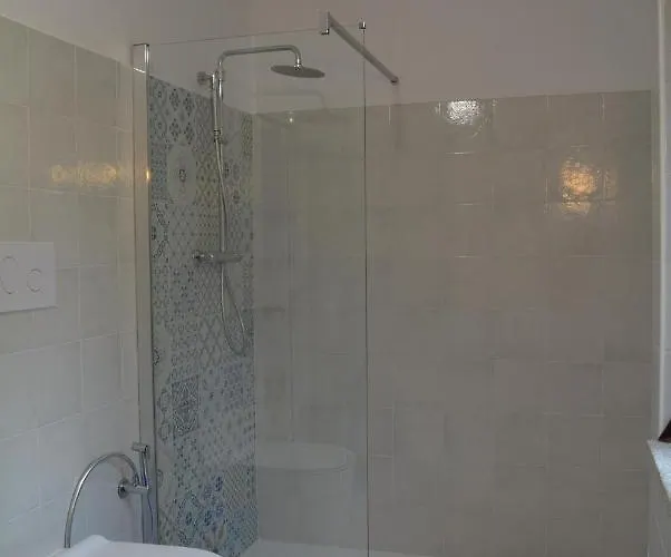 Vista Mare, Ingresso Indipendente In